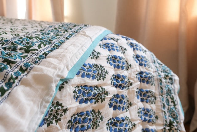Blue Flor King Sized Quilted Blanket